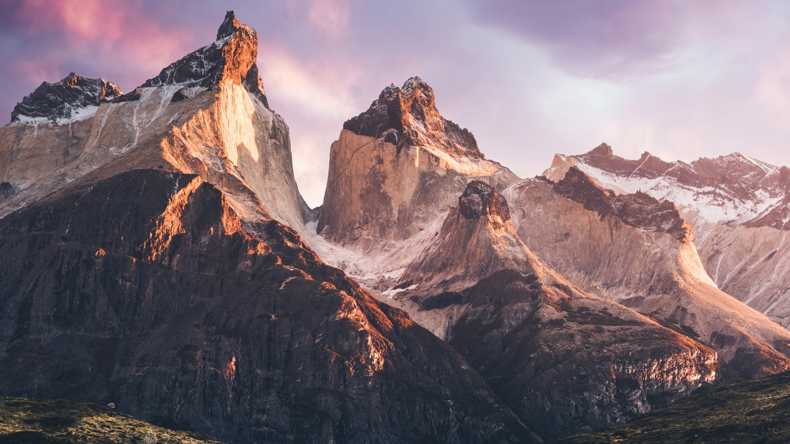 Lorem Ipsum is simply dummy text of the printing and typesetting industry.
